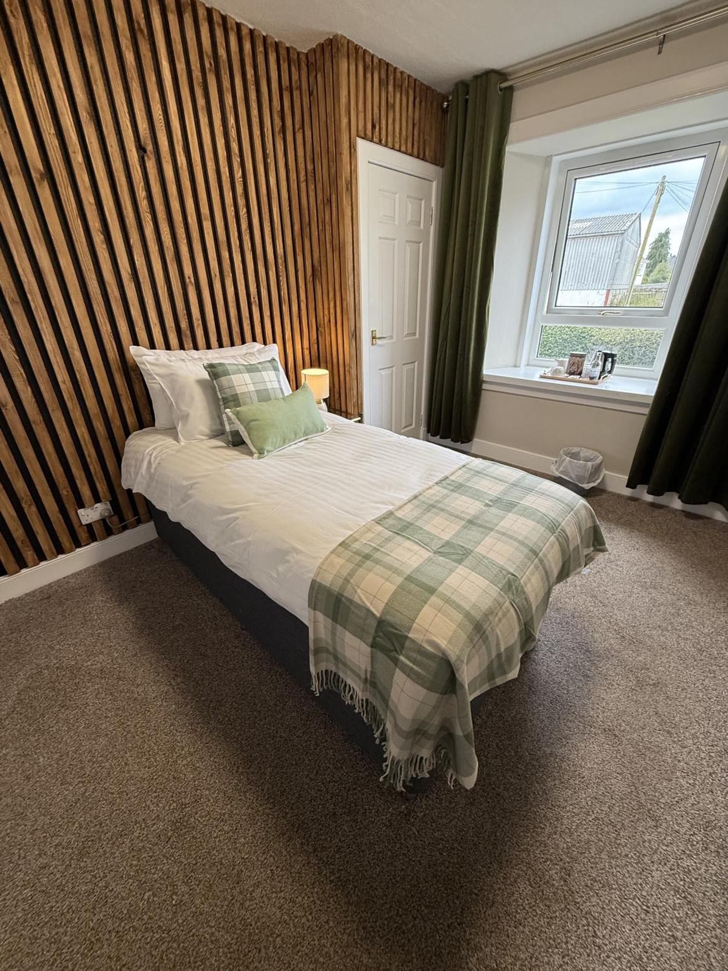 The Glendevon Hotel Auchterarder Bilik gambar