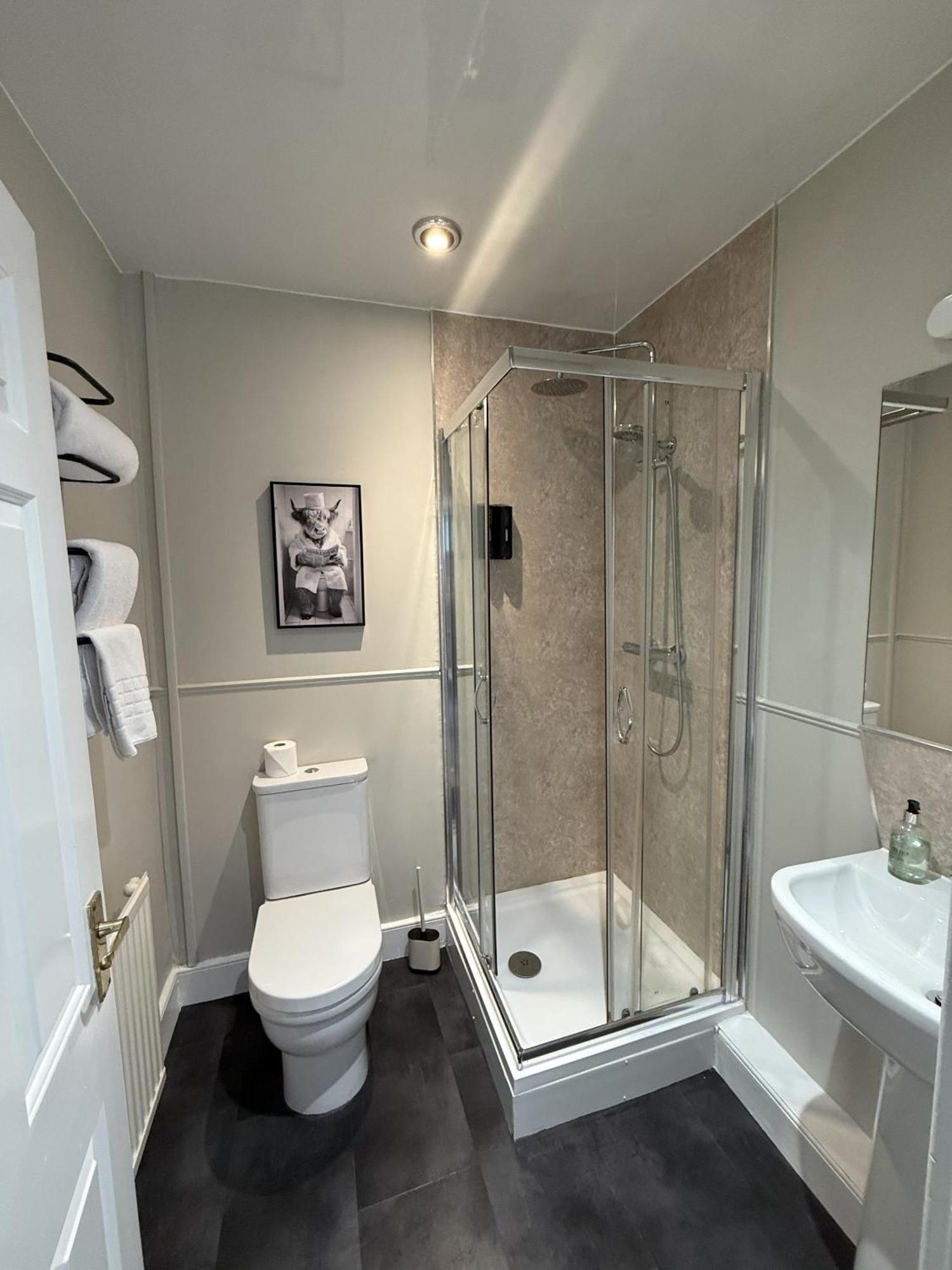 The Glendevon Hotel Auchterarder Bilik gambar